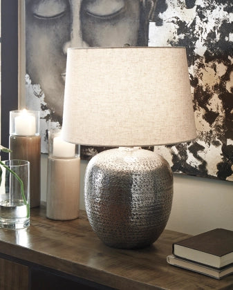Magalie Metal Table Lamp
