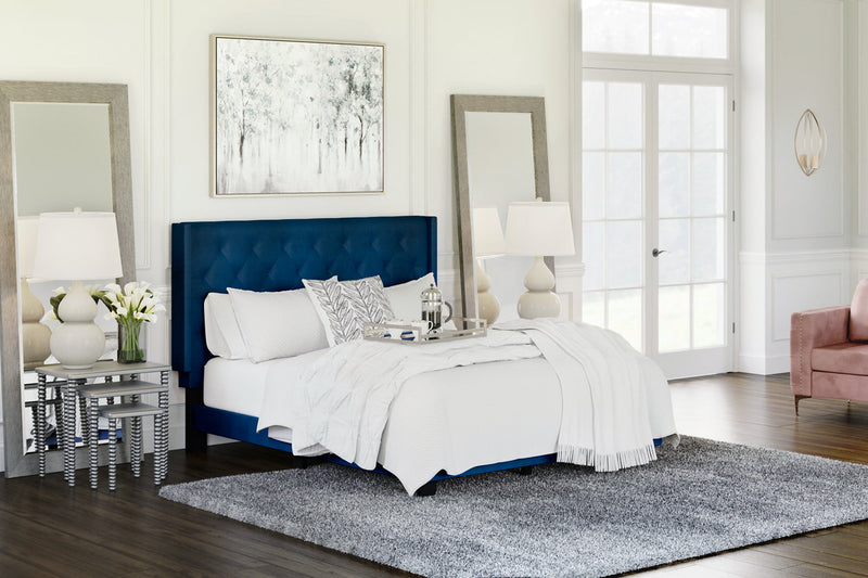 Vintasso -Blue Queen Upholstered Bed