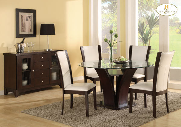 Daisy Round Table and 4 White chairs