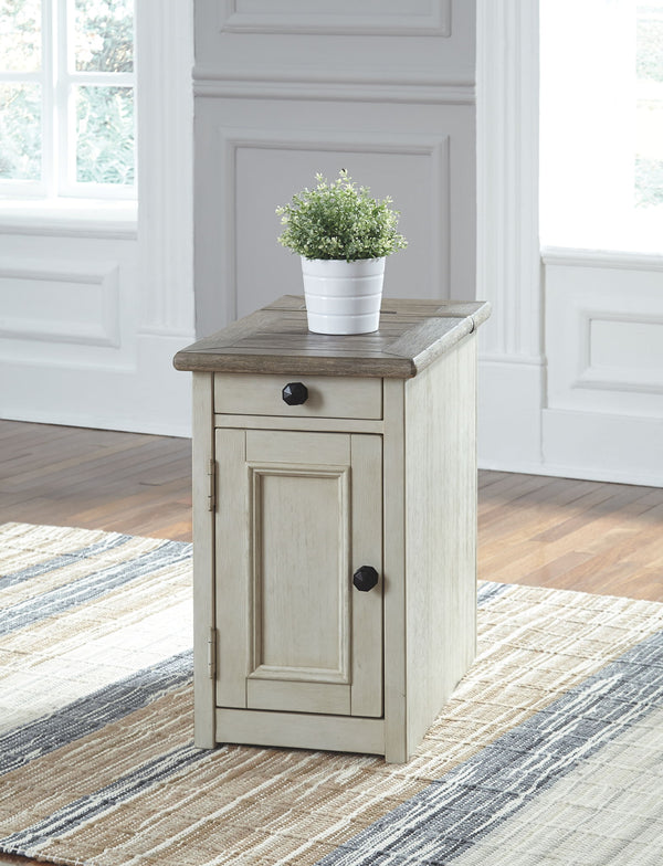Bolanburg - Two-tone - Chair Side End Table