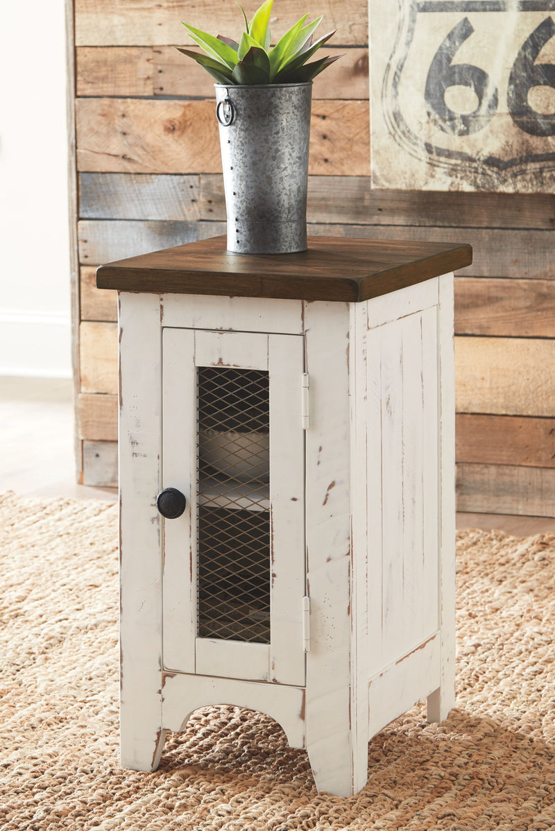 Wystfield - Chairside End Table - White/Brown